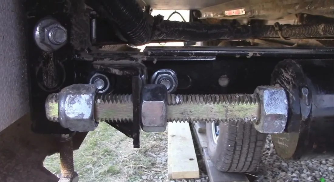 What To Do When Bottom of Slide Bowing Out in My RV