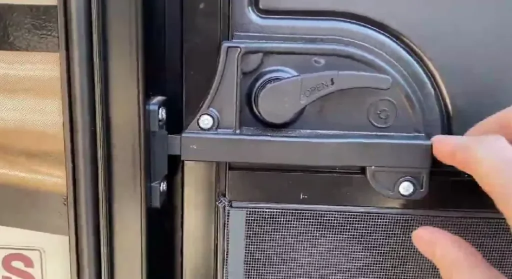 Pop-Up Camper Door Won't Stay Closed